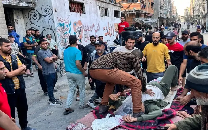 معظمهم اطفال ونساء.. 12 شهيدا على