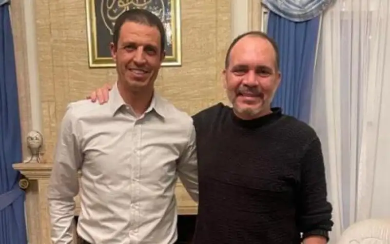 الأمير علي لسلامي: أنا معكم دائما