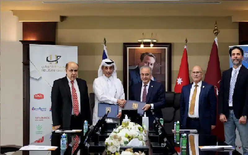 مذكرة تفاهم بين عمان الأهلية والأكاديمية