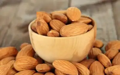 فوائد اللوز للقلب والأوعية الدموية
