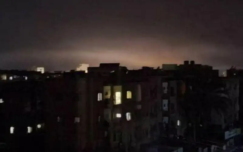 دوي انفجارات في سماء حمص