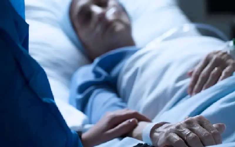 محاكمة عاجلة لأربعة أطباء في مصر..