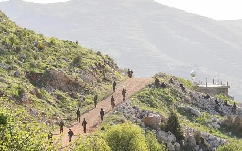 جيش الاحتلال يهدد سكان 10 قرى