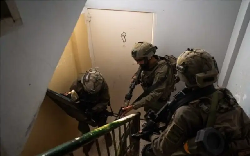 الاحتلال يعتقل 4 مواطنين من قلقيلية