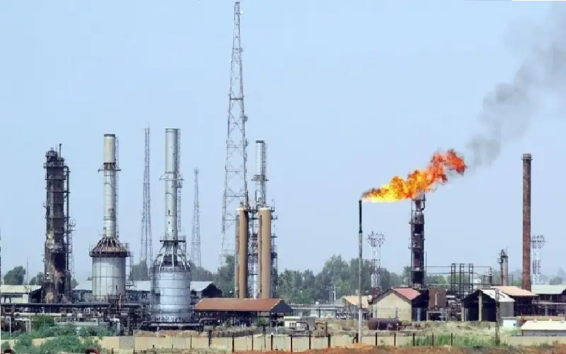 بسبب إسرائيل وحزب الله.. تباين كبير