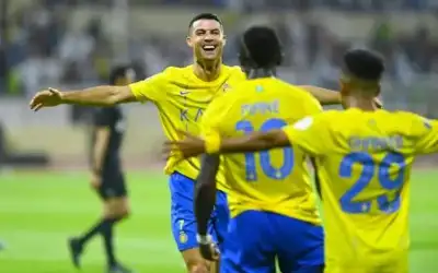 ثنائية رونالدو تقود النصر للفوز على