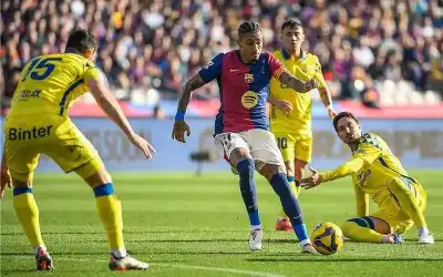 برشلونة يواصل الترنح ويخسر على ارضه
