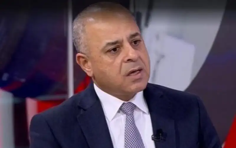 ابوصعيليك يوضح قرار تعديل الإجازة بدون