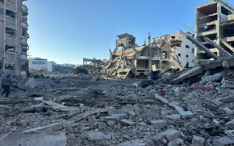 الاحتلال يحرق عدة منازل غربي بيت