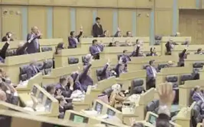 مجلس النواب يواصل لليوم الثاني مناقشة