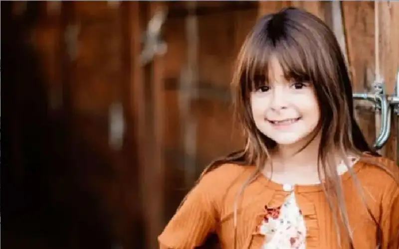 الشرطة الأمريكية تقتل رجلا أمام طفلته..