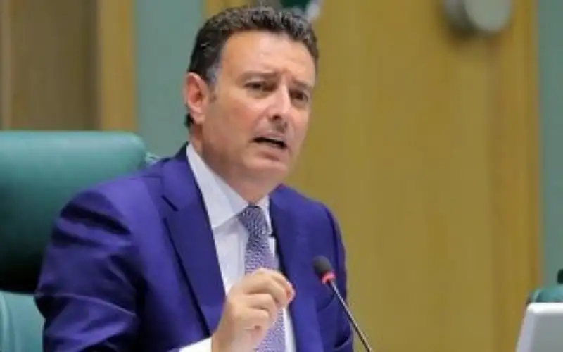 يحدث في مجلس نوابنا .. فن