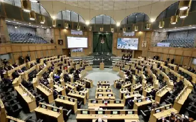 النواب يواصلون مناقشة البيان الوزاري لحكومة