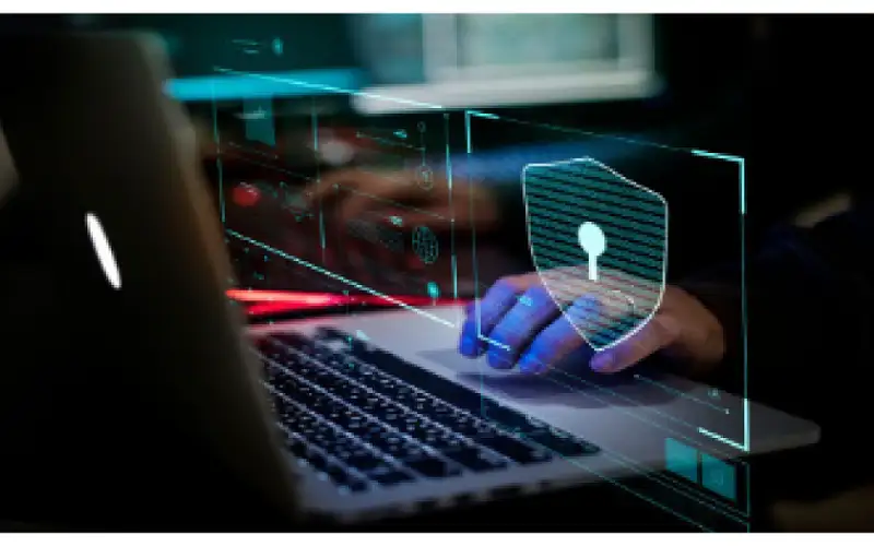 الجمارك تحذر من صفحات تدعي مزادات