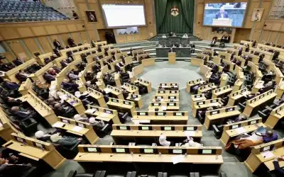 راصد.. حكومة جعفر حسان الأقل ثقة