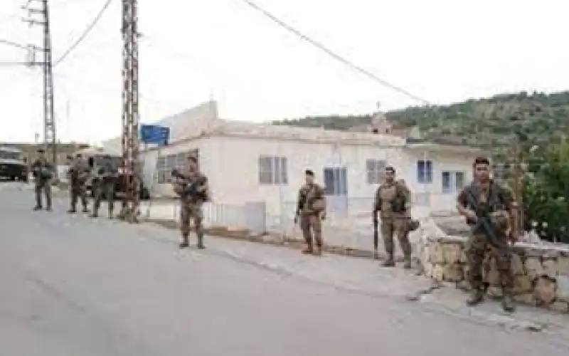 الجيش اللبناني يعزز انتشاره في جنوب