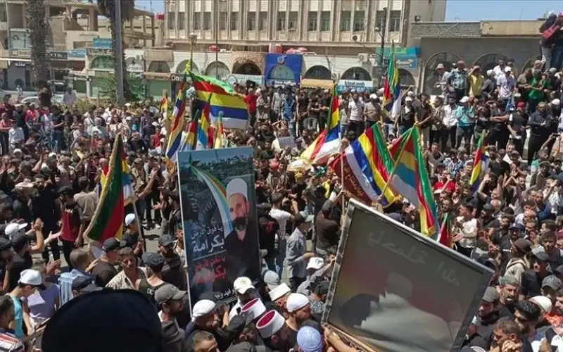 سوريا .. فصائل السويداء تمهل نظام