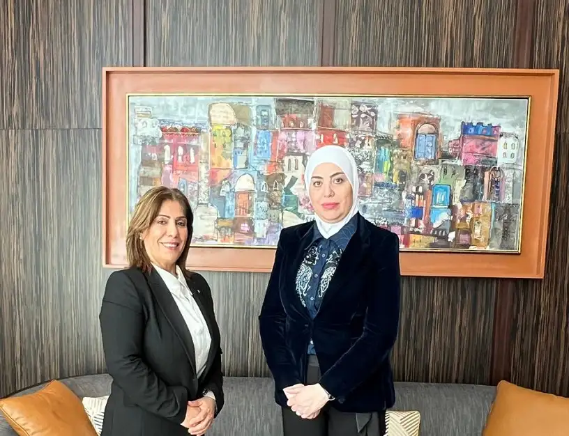 بني مصطفى تلتقي وزيرات عرب بعمان