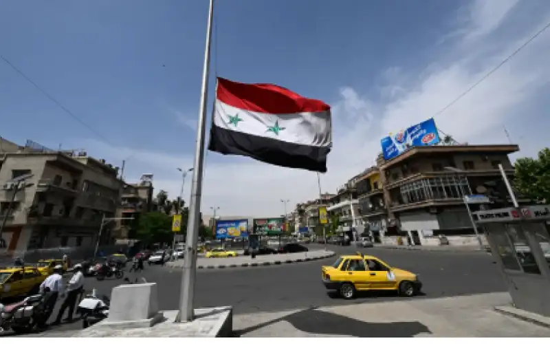 وزيرا النفط والصحة في سوريا يدعوان