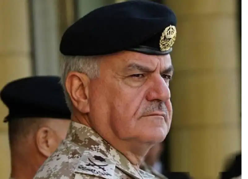 الحنيطي يستقبل قائد القيادة المركزية الأمريكية