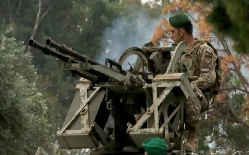 الاحتلال يواصل انتهاك اتفاق وقف اطلاق