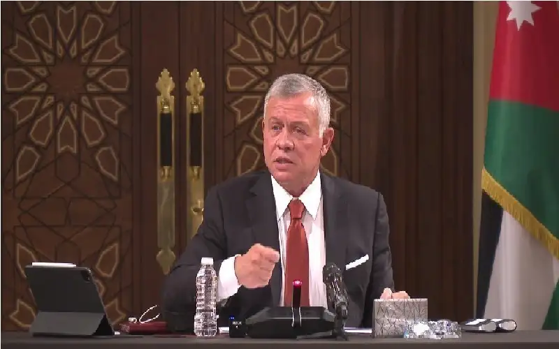 الملك يغادر في زيارة عمل إلى