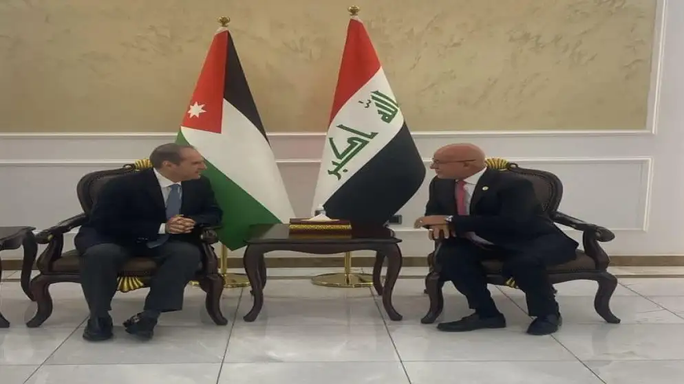 وزير الصحة يصل إلى بغداد للمشاركة