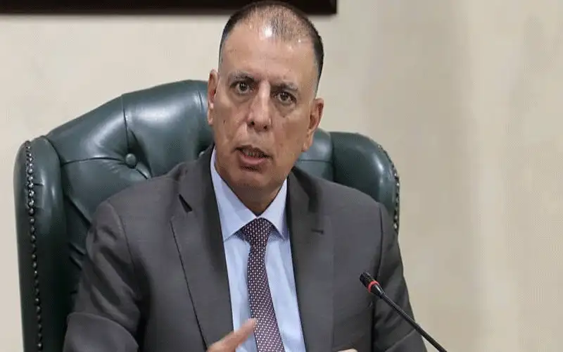 بعد زيارته الخربة السمراء .. وزير