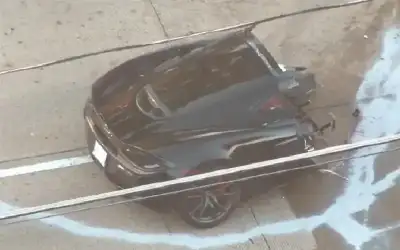 حادث مروع: انشطار سيارة ماكلارين لنصفين