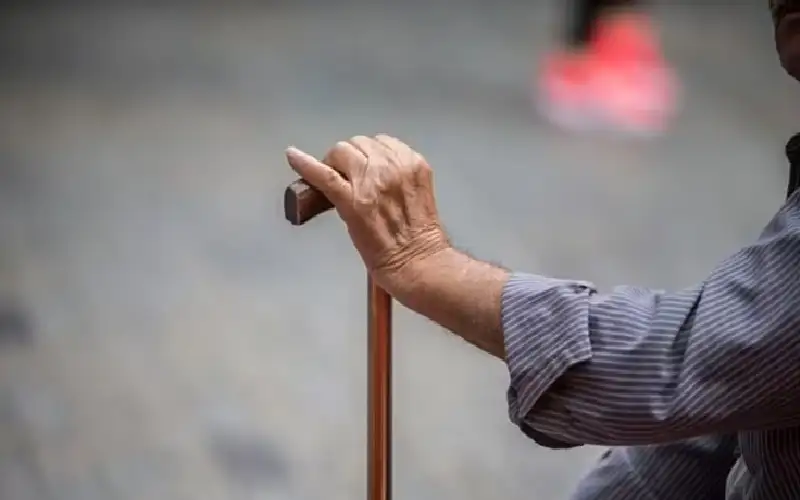 دراسة: النساء أقل ميلا لاستخدام عصي