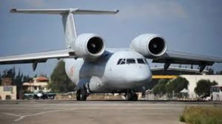 طائرة خاصة تقلع من قاعدة حميميم