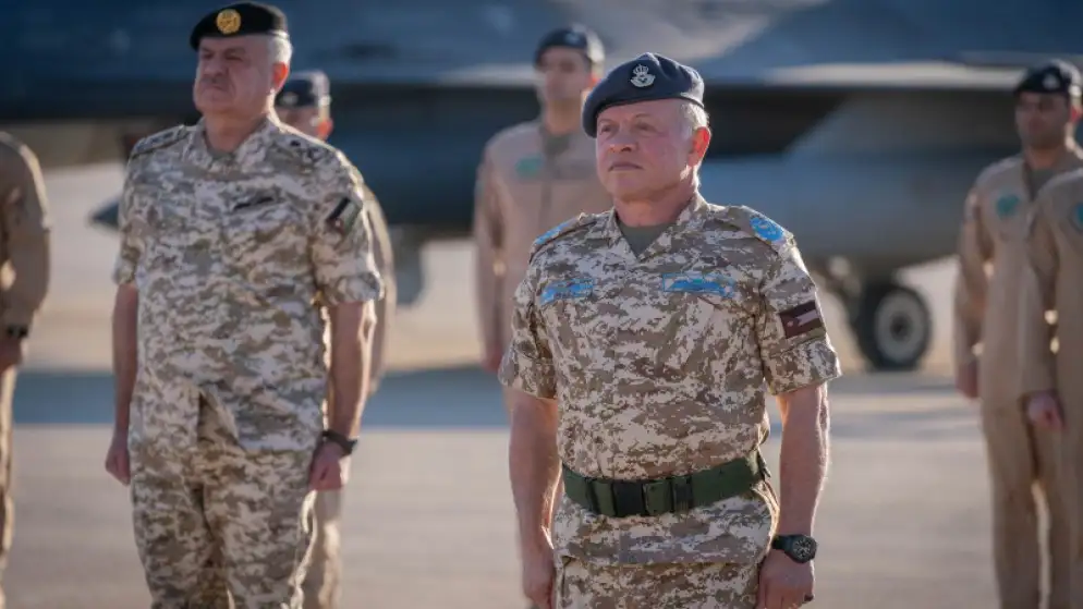 الملك يفتتح سرب تدريب القتال الجوي