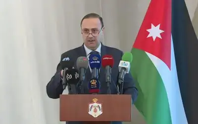 الحكومة: الغاز الطبيعي في الزرقاء سيخفض