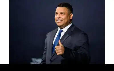 رونالدو يترشح لرئاسة الإتحاد البرازيلي لكرة