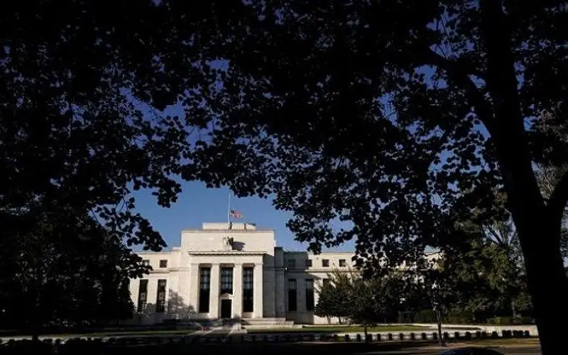 الفيدرالي الأمريكي يخفض سعر الفائدة للمرة