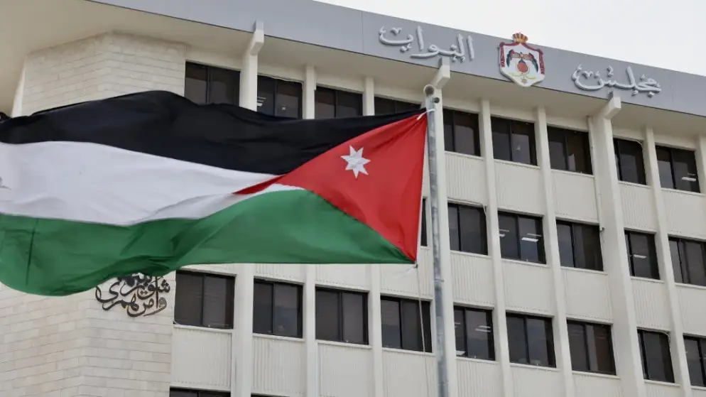 مالية النواب تواصل اليوم مناقشة قانون