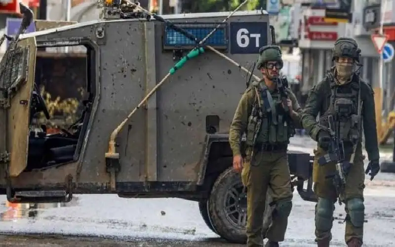 الاحتلال يعتقل 14 مواطنا من الضفة