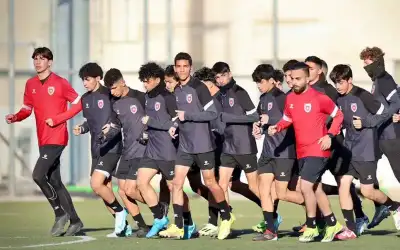 منتخب الناشئين لكرة القدم يلتقي نظيره