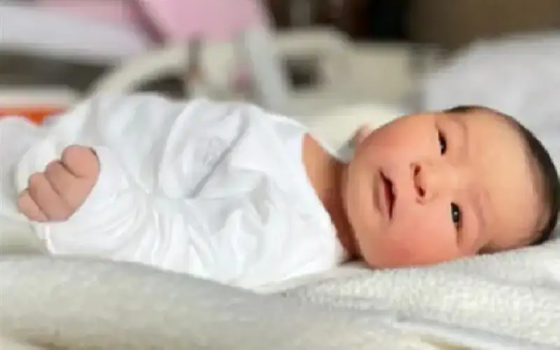 ولادة أول طفل في العالم بتقنية