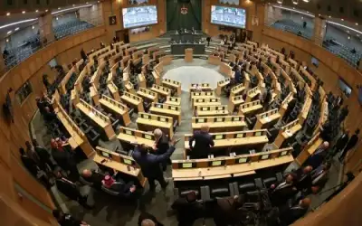 النواب يعقد أولى جلساته الرقابية الإثنين