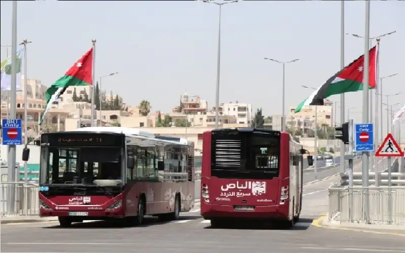 أمانة عمان تمدد عمل الباص السريع