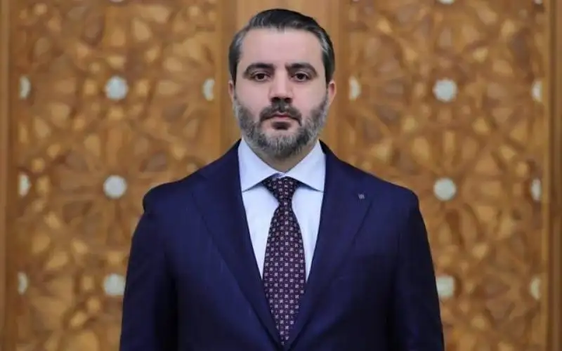 القيادة العامة بسورية تكلف الشيباني بحقيبة