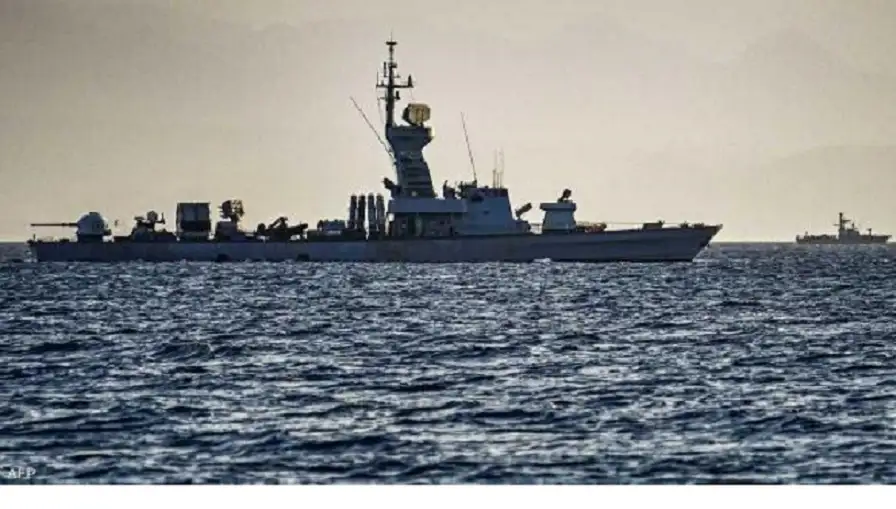 سقوط طيارين من البحرية الأميركية فوق