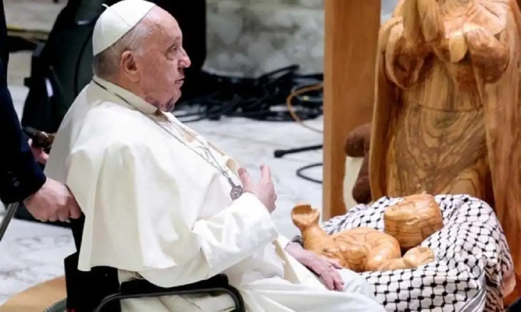 المسيح بالكوفية: مواجهة بين البابا وإسرائيل