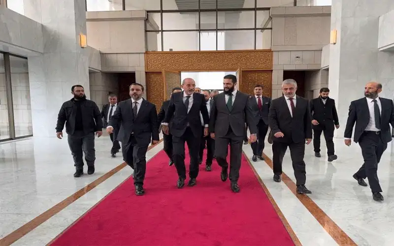 عمان تستجيب لتطورات المنطقة .. الصفدي