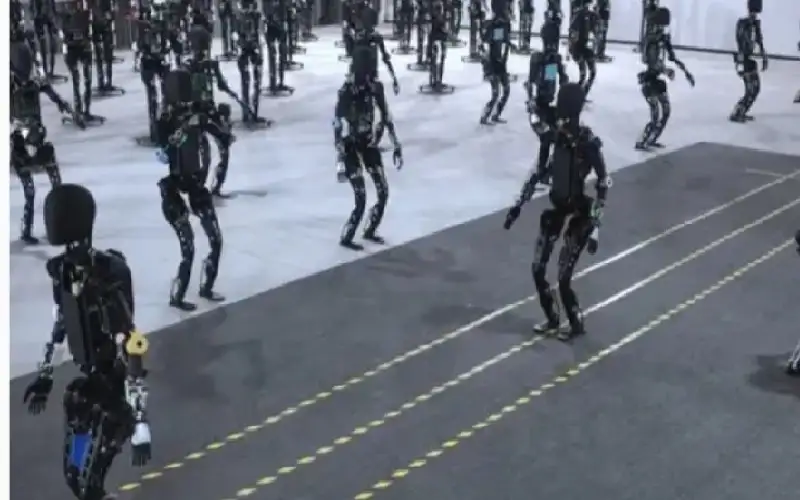 الصين تتحدى روبوت إيلون ماسك بجيش