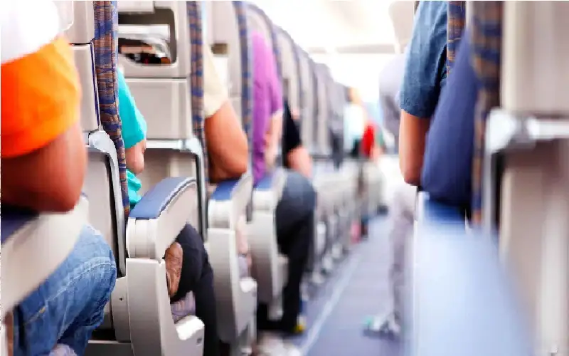 الحيلة النفسية لتهدئة ركاب الطائرة
