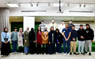 المومني من عمان الاهلية تحاضر بأكاديمية