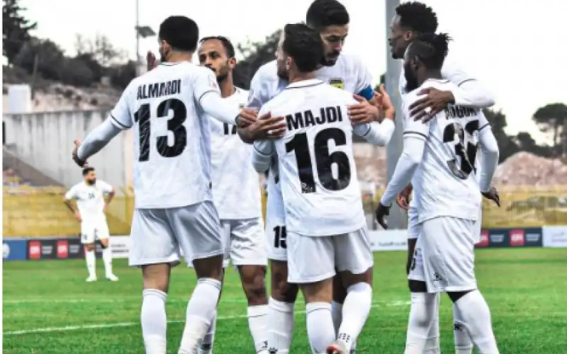 ركلات الترجيح تحمل الحسين إربد لنصف