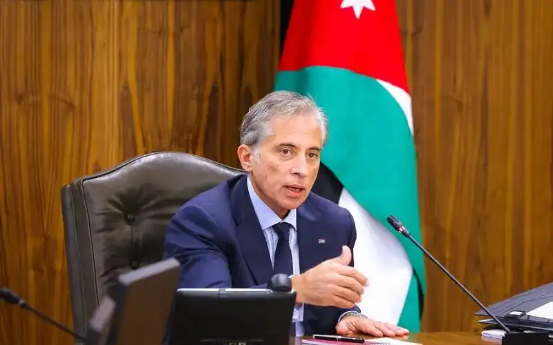 حسان: سنكون مع الشعب السوري واتخذنا